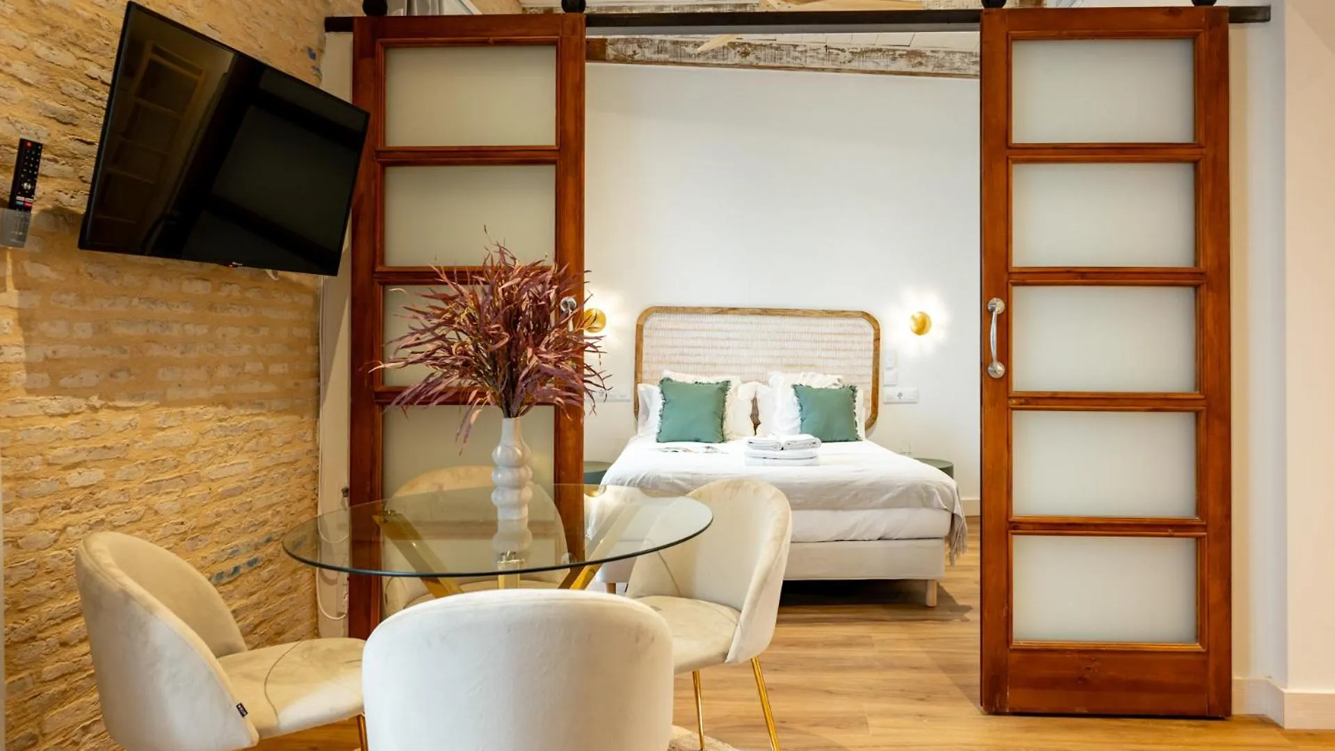 Encantador Apartamento A Un Paso De La Catedral Seville 0*,